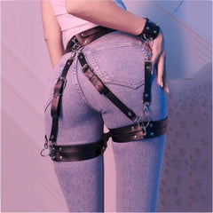 Kalça ve Bilek Bağlama Deri HarSiyah Deri Kalça & Bilek Bağlama Harness – Ayarlanabilir BDSM Kayışıness - Siyah